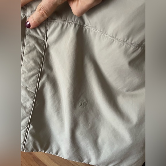 Pre LOVED Lululemon Insulated Trench - Picture 11 of 12